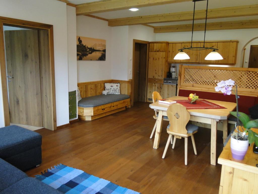 Appartement Gipfelsturm Haus im Ennstal Eksteriør bilde